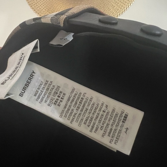 Burberry Baseball Cap - Picture 7 of 9